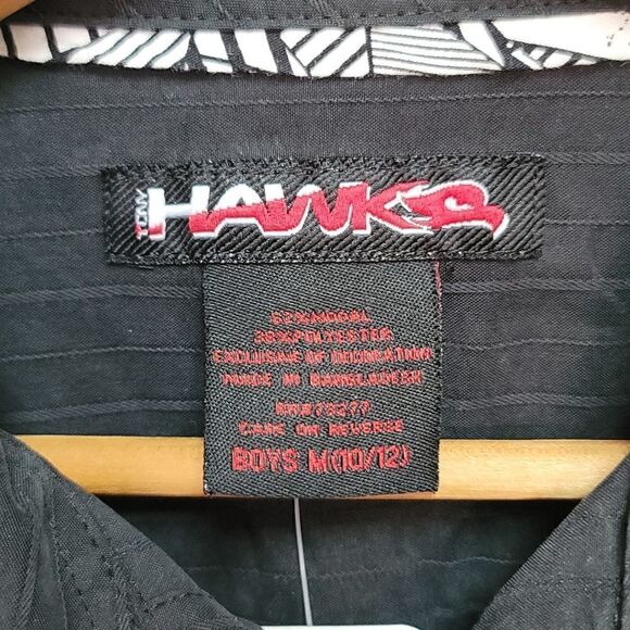 Boys Hawk Button Down Shirt! - Picture 2 of 9